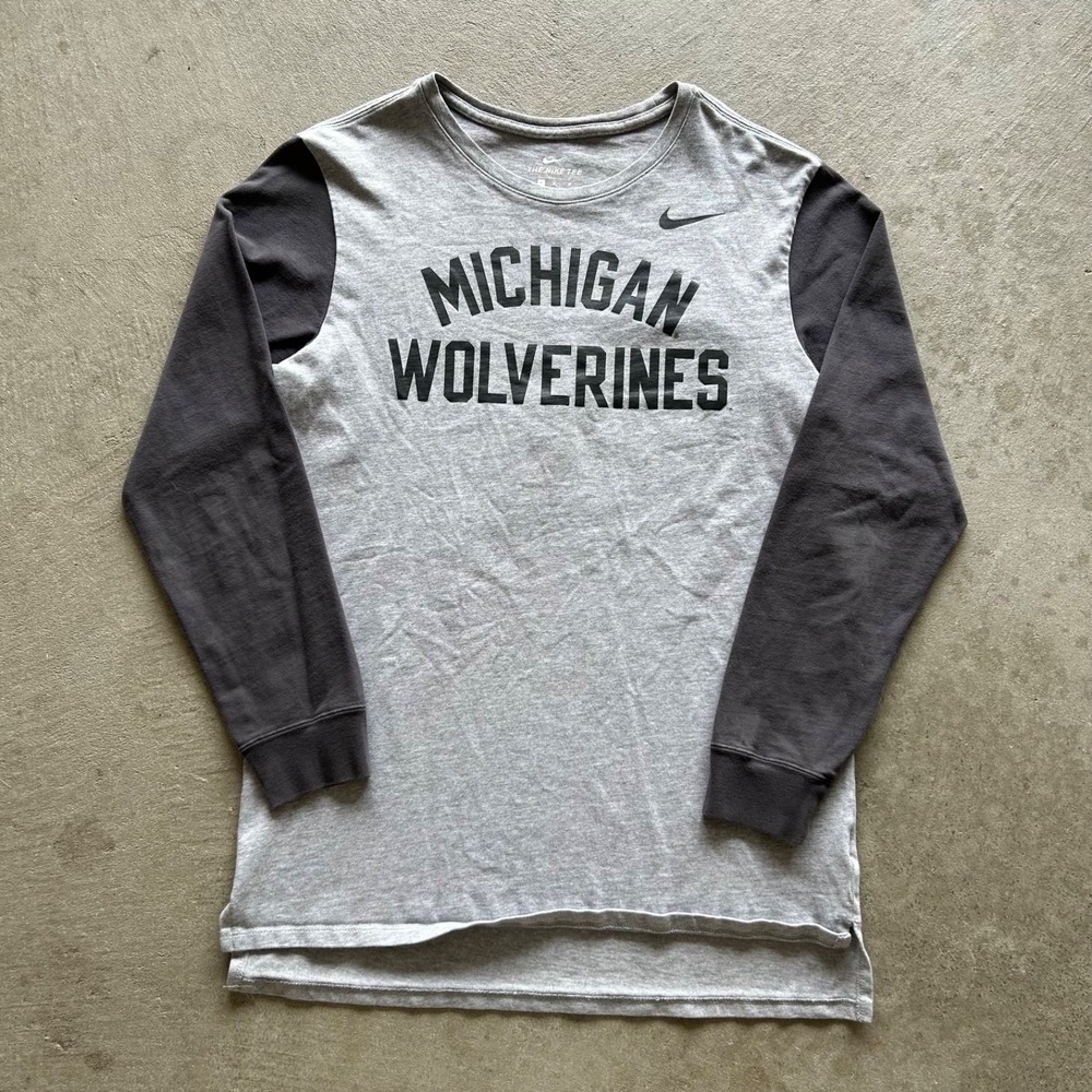 Nike Michigan Wolverines Long Sleeve Shirt Size Medium Gray U Of M University